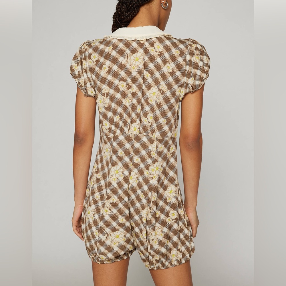 Kimchi Blue Giovanna Collared Romper Size XS NWT - Picture 2 of 9